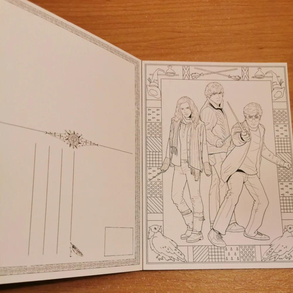 Harry Potter Postcard/Colouring Book - Picture 4 of 6